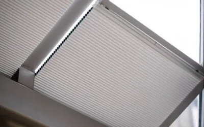 Choosing Between Manual and Automatic Skylight Shades